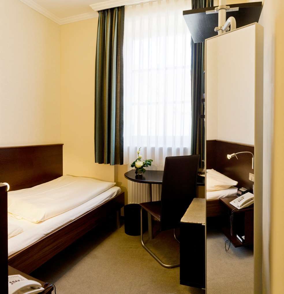 Akzent Hotel Laupheimer Hof Dış mekan fotoğraf