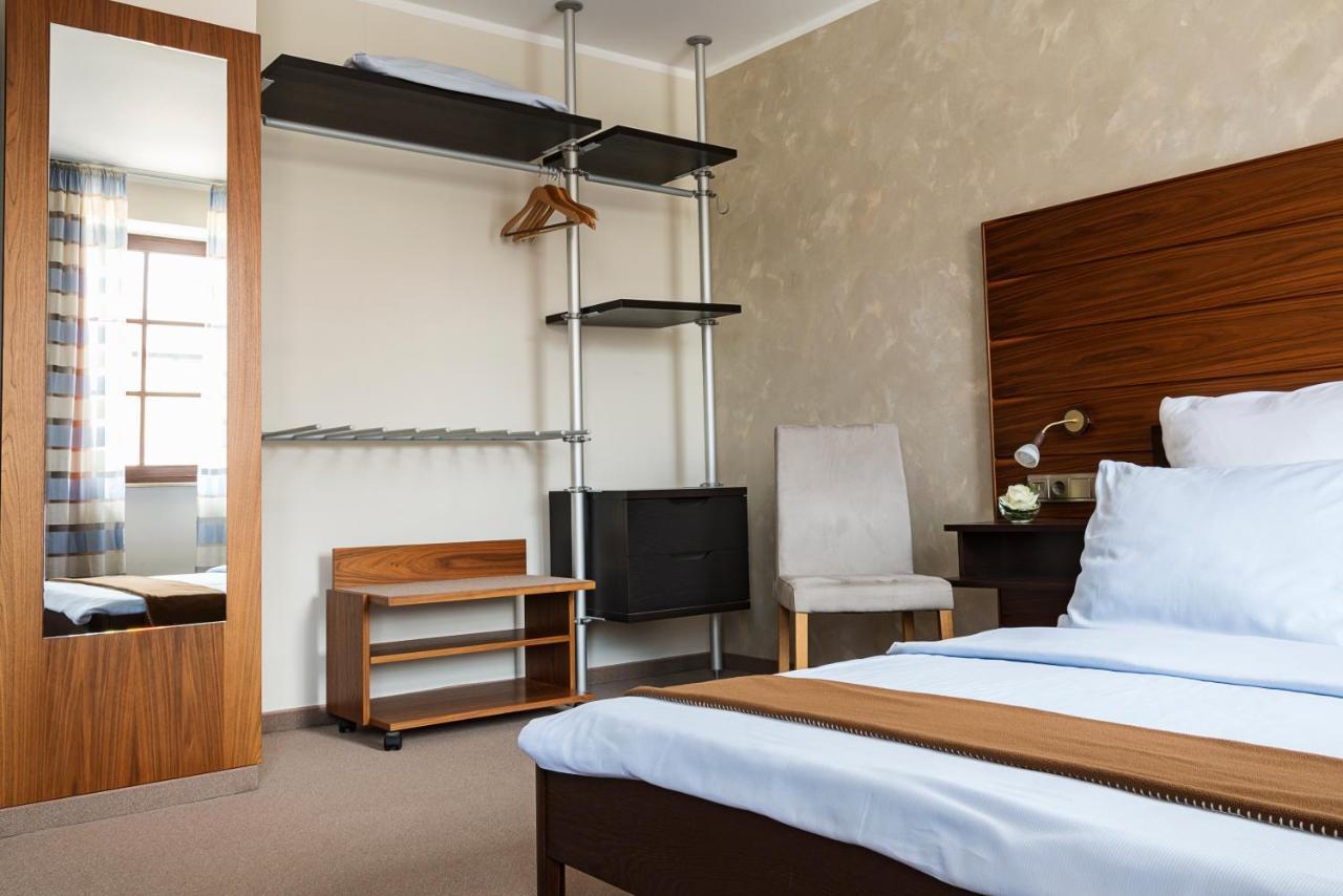 Akzent Hotel Laupheimer Hof Dış mekan fotoğraf