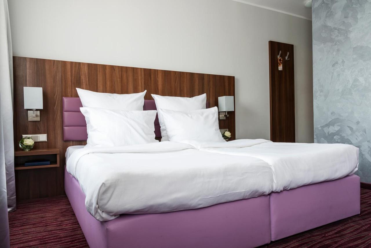 Akzent Hotel Laupheimer Hof Dış mekan fotoğraf